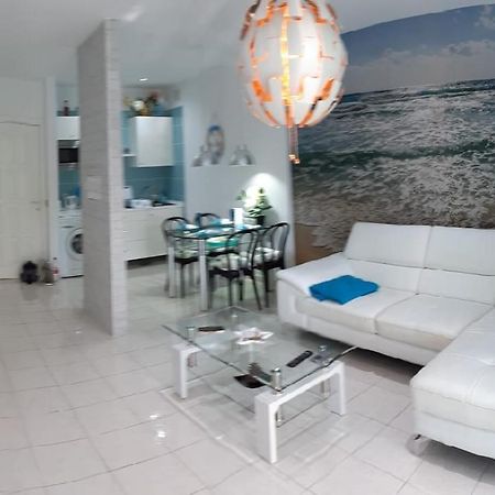 Ocean House & Perfect For You 阿德耶 外观 照片