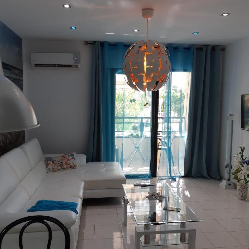 Ocean House & Perfect For You 阿德耶 外观 照片
