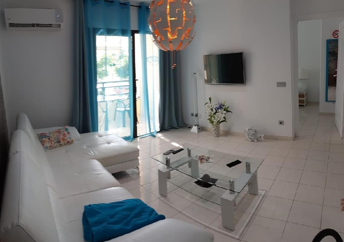 Ocean House & Perfect For You 阿德耶 外观 照片